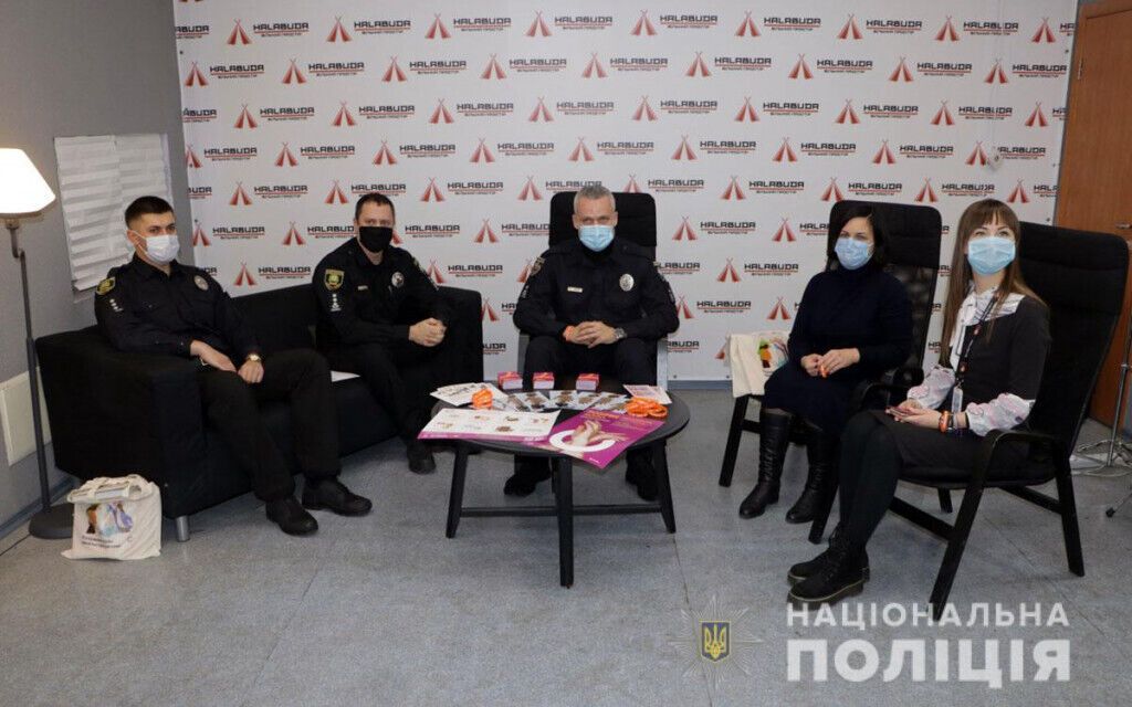 Поліція Донеччини долучилася до проведення виставки «Річ у тім…»