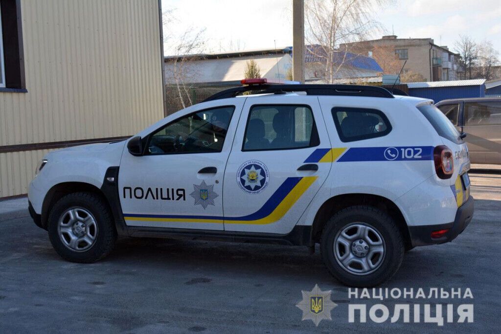 У Новотроїцькому презентували сучасну поліцейську станцію