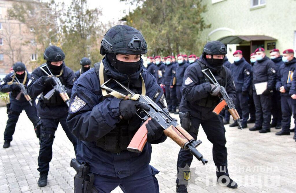 На Донеччині відзначили бійців роти поліції особливого призначення