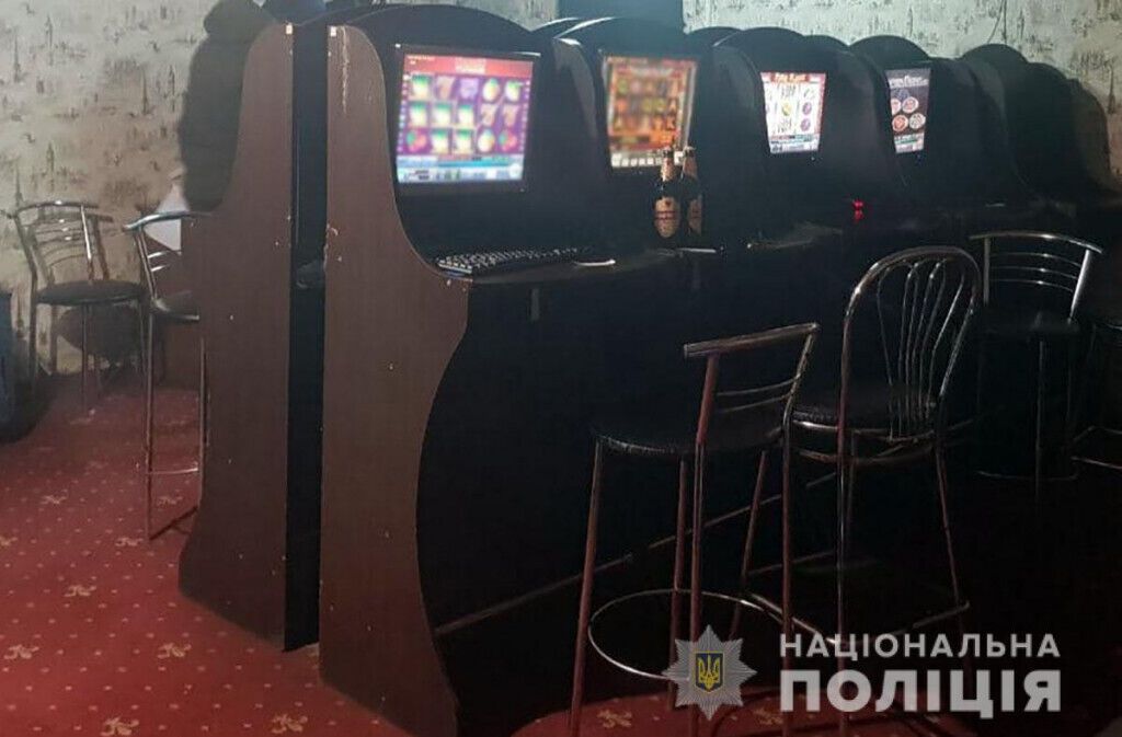 На Донеччині поліція за один день припинила діяльність 20 гральних закладів
