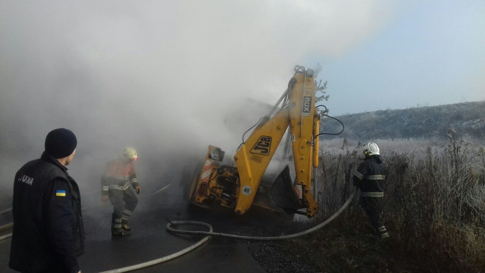 Закарпатська область: хустські рятувальники ліквідували загорання трактора