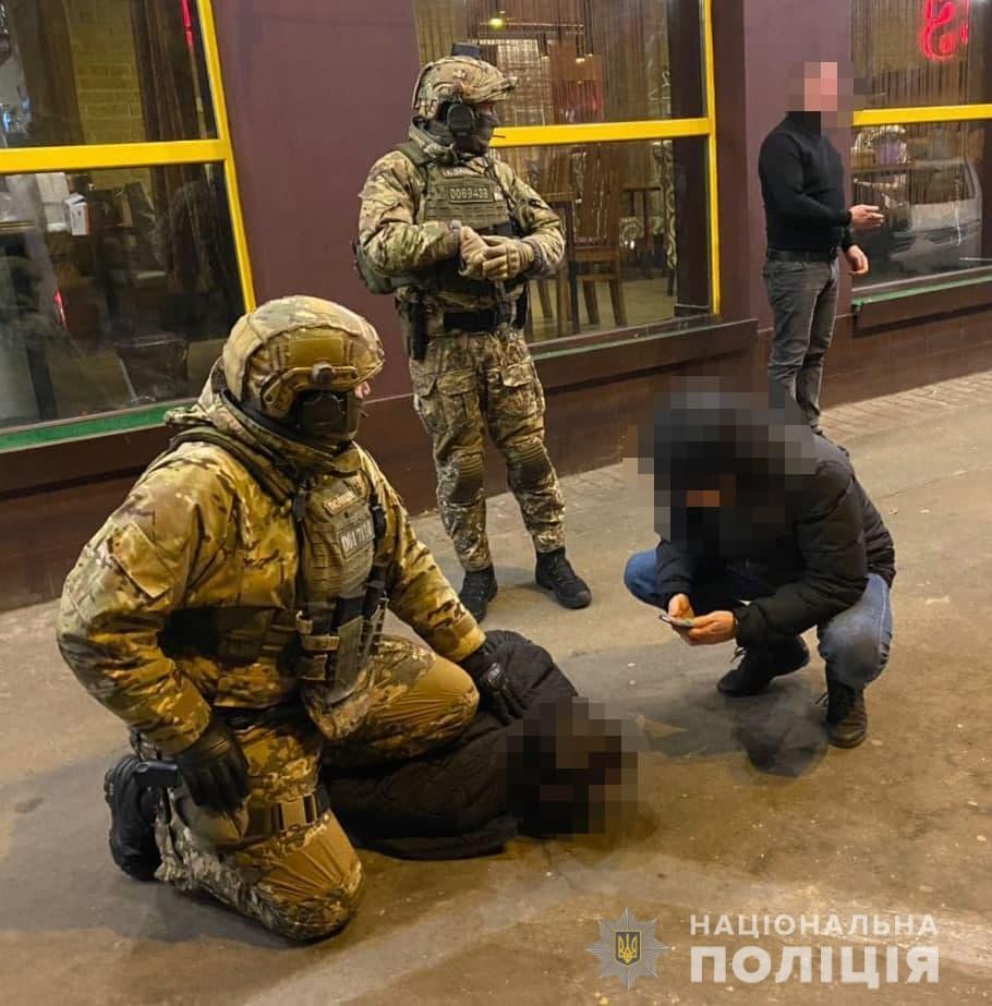 У Києві та Одесі поліцейські затримали членів транснаціональної злочинної організації