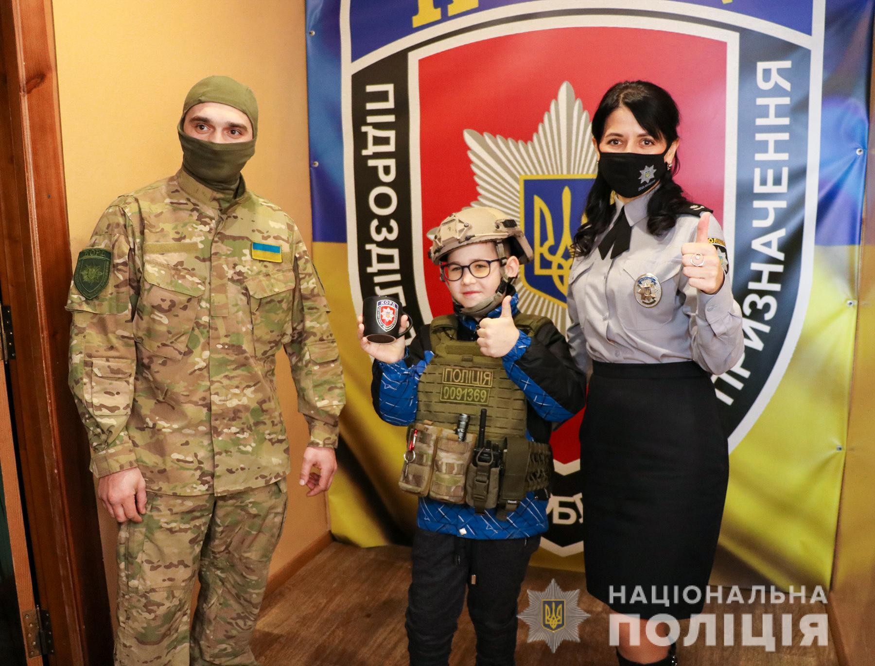 На Запоріжжі працівники поліції здійснили бажання двох маленьких мрійників