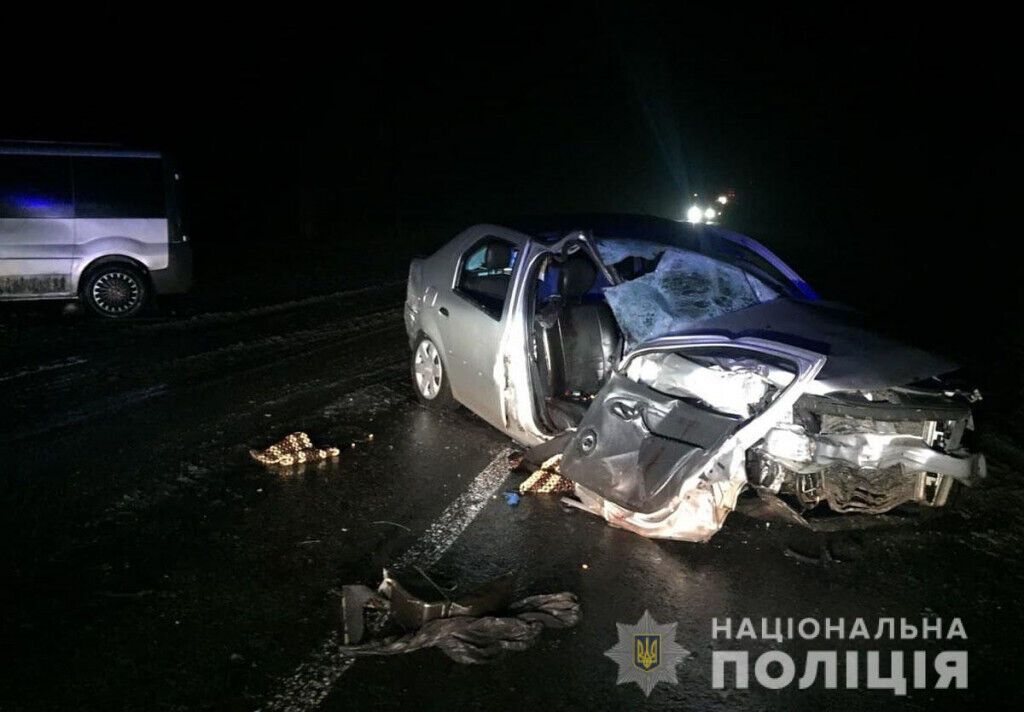 Слідчі Донеччини розслідують обставини двох ДТП, під час яких загинуло двоє людей