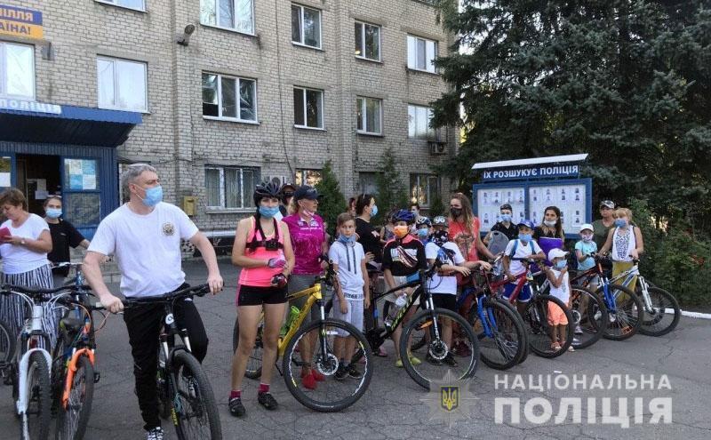 У Добропіллі вже рік функціонує поліцейський проєкт «Простір довіри»