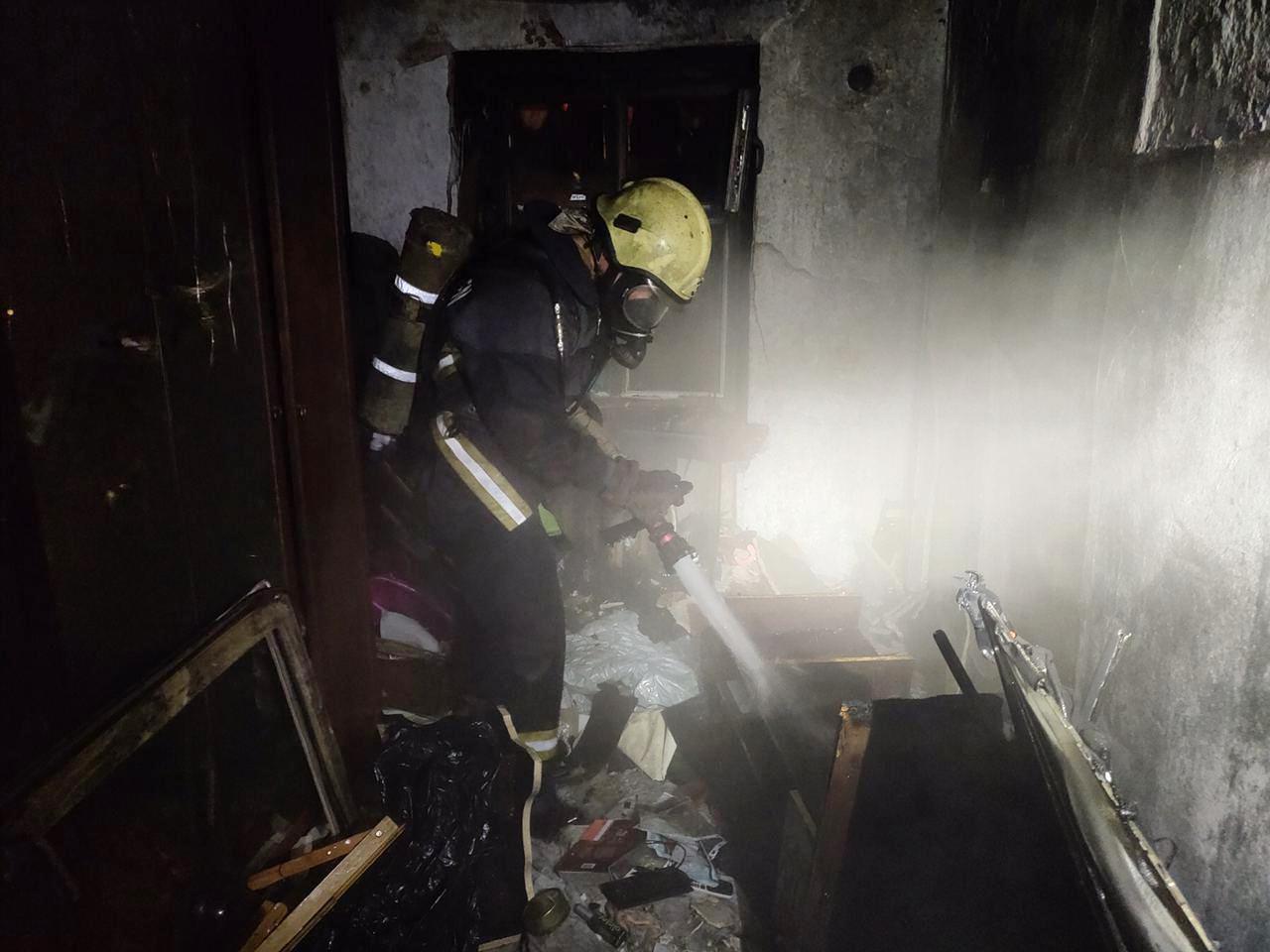 м. Запоріжжя: вогнеборці ліквідували пожежу у 5-поверховому будинку