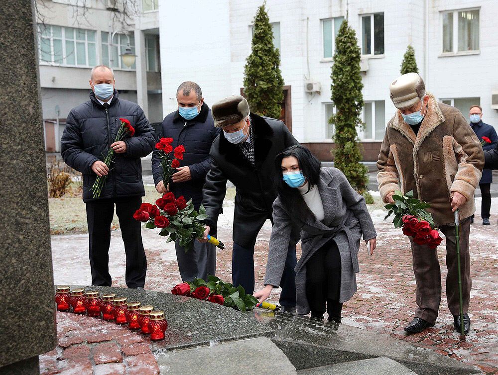 У МВС вшанували пам'ять учасників ліквідації наслідків чорнобильської трагедії