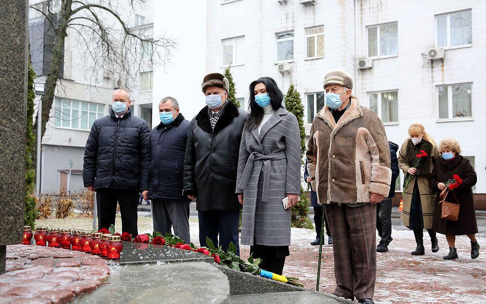 У МВС вшанували пам'ять учасників ліквідації наслідків чорнобильської трагедії