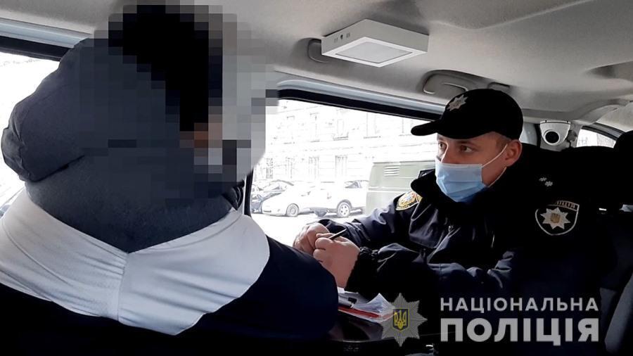 Правоохоронці розпочали розслідування за фактом хуліганських дій на вулиці Коблевській в Одесі