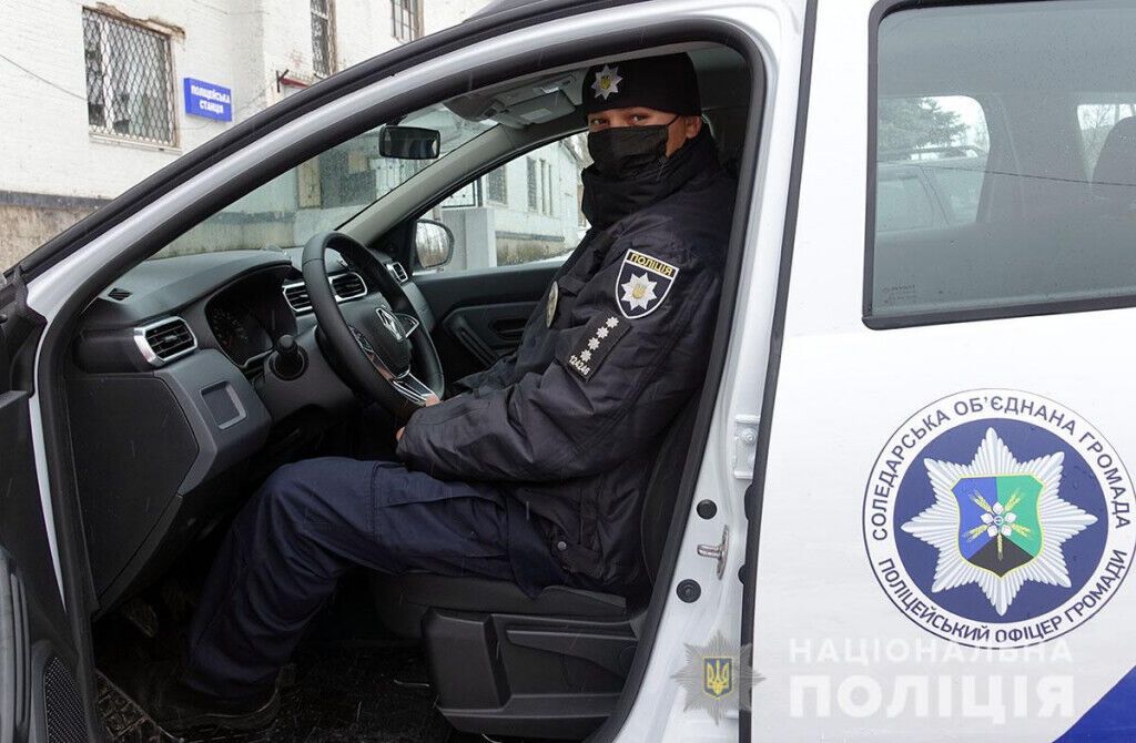 У рамках проєкту «Поліцейський офіцер громади» в Бахмутському районі відкрили дві поліцейські станції