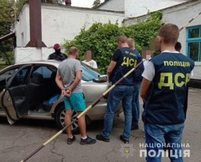 На Черкащині перед судом постане учасники злочинної групи, які займалися «вибиванням» грошей із підприємців