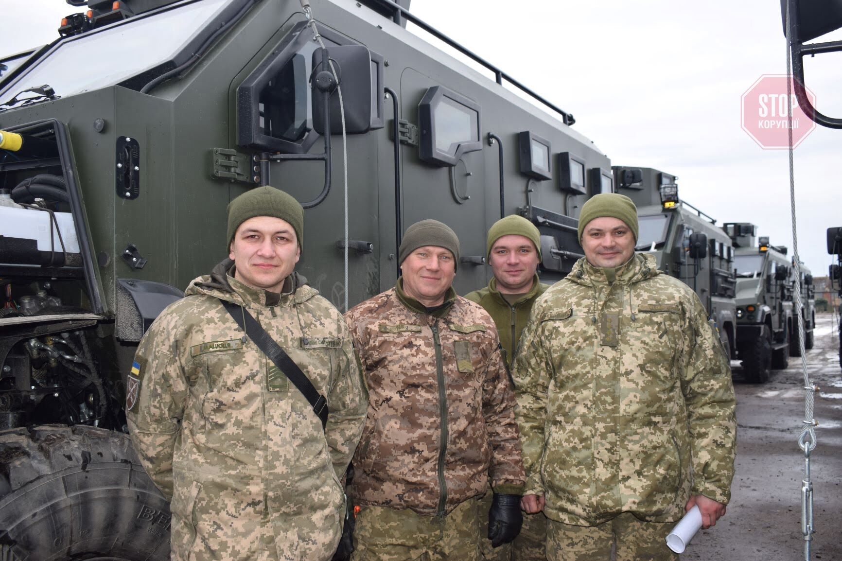 В українських військових з'явився потужний вітчизняний бронеавтомобіль (фото)