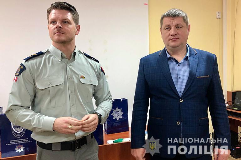 Канадські поліцейські провели тренінг для прикарпатських колег, щодо взаємодії з громадою