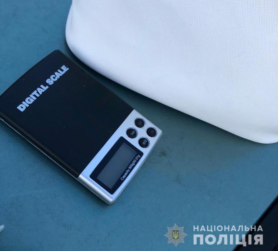Поліція Харкова викрила групу осіб, причетних до розповсюдження метадону на території Харківської області та інших регіонів України