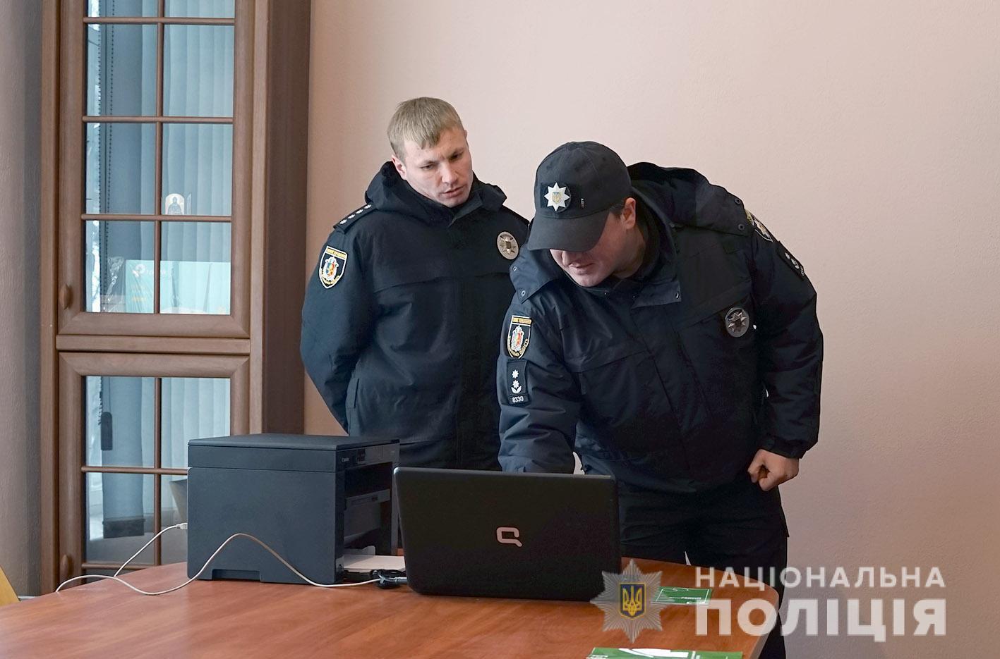 На Хмельниччині в рамках проєкту «Поліцейський офіцер громади» відкрилось одразу дві поліцейські станції