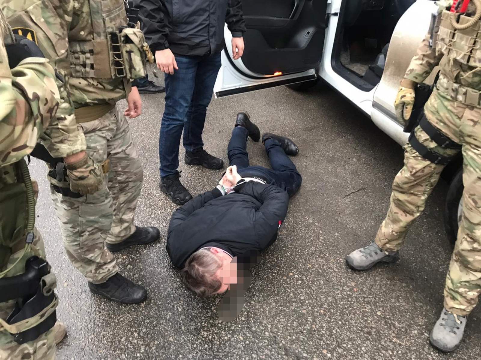 У Запоріжжі на хабарі затримали працівників Національної поліції України (ФОТО)