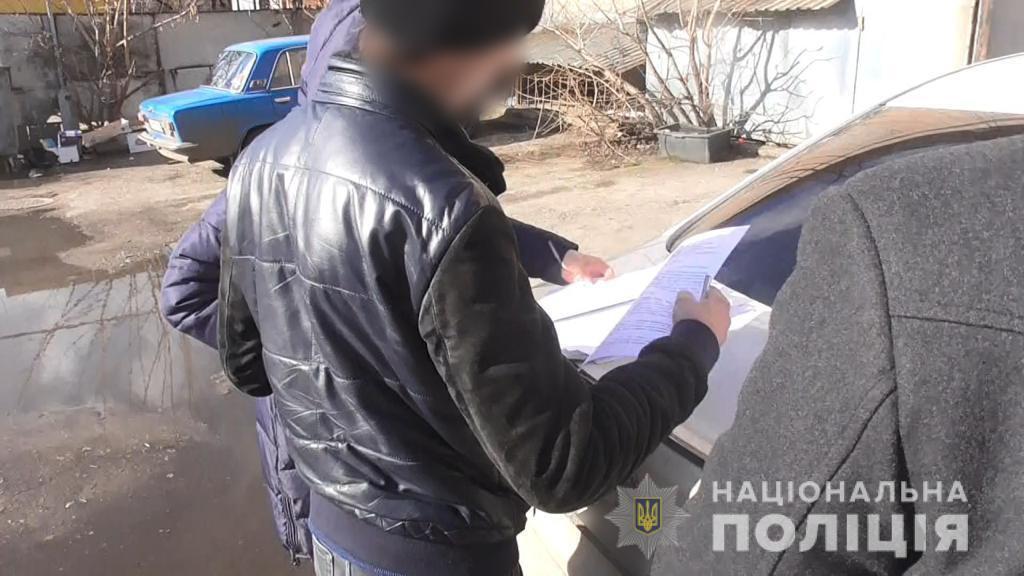 Поліція Харківщини викрила директора одного з підприємств у спробі заволодіння державним майном