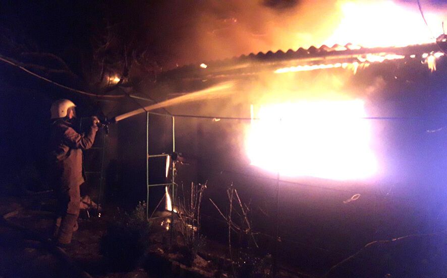 Полтавська область: рятувальники ліквідували пожежу в легковому автомобілі