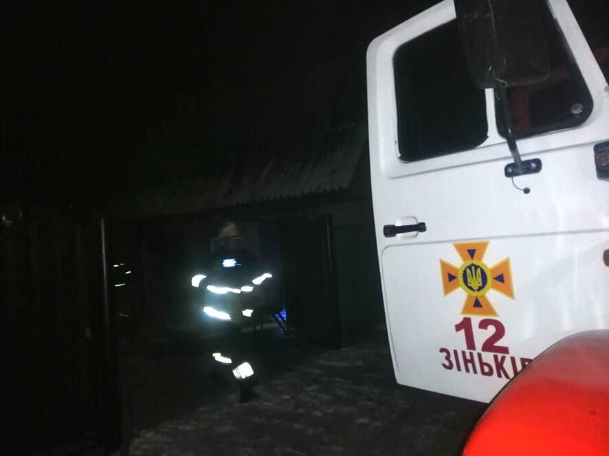 Полтавська область: рятувальники ліквідували пожежу в літній кухні