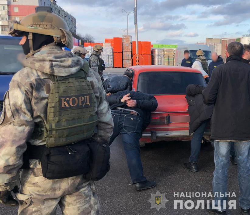 На Кіровоградщині поліцейські затримали групу вимагачів