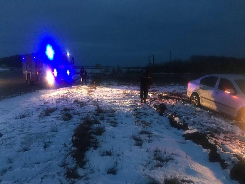 Протягом доби бійці Кіровоградського гарнізону надали допомогу водіям 8 транспортних засобів