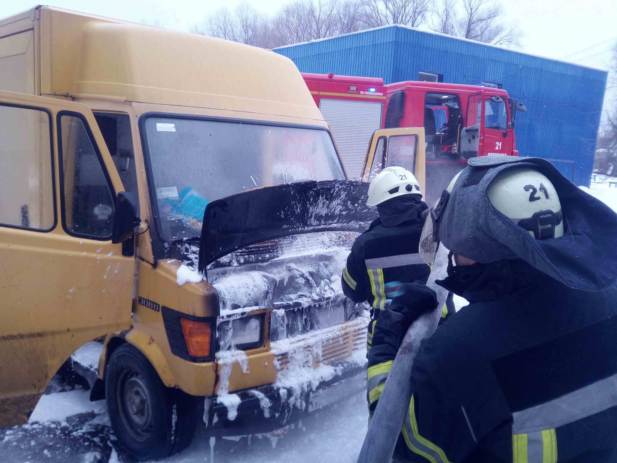 Луганська область: рятувальники ліквідували загоряння вантажного автомобіля