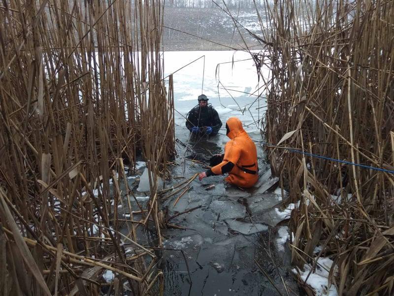 Харківська область: водолази ДСНС дістали з водойм тіла двох загиблих рибалок