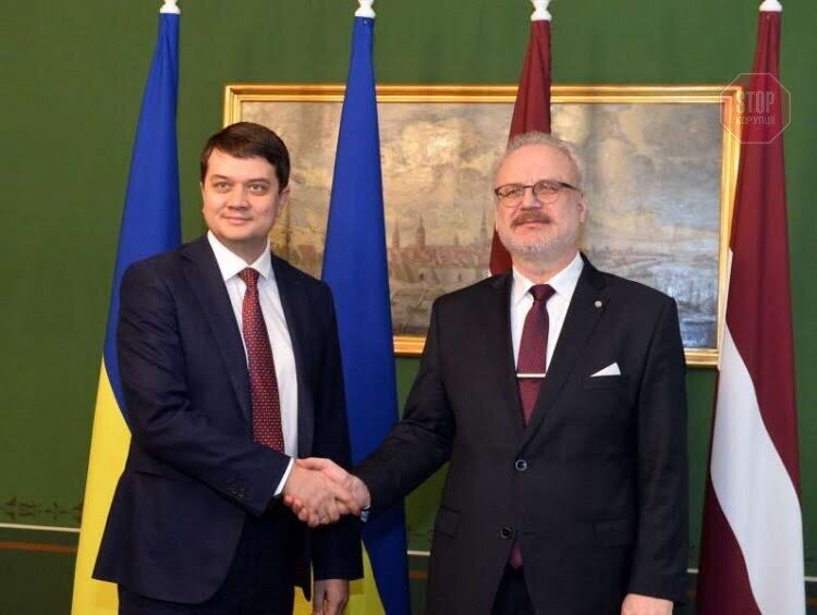 Спікер ВРУ зустрівся із президентом Латвії – подробиці