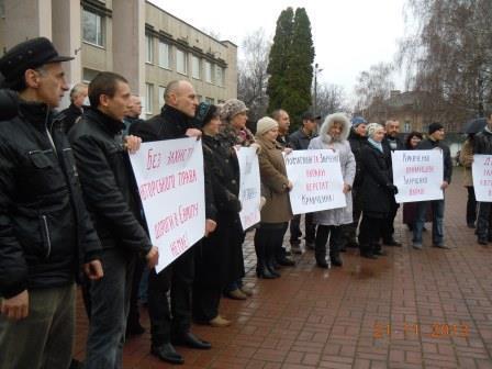 В Черкасской области рабочие ООО ''Крона'' защищали изобретателя