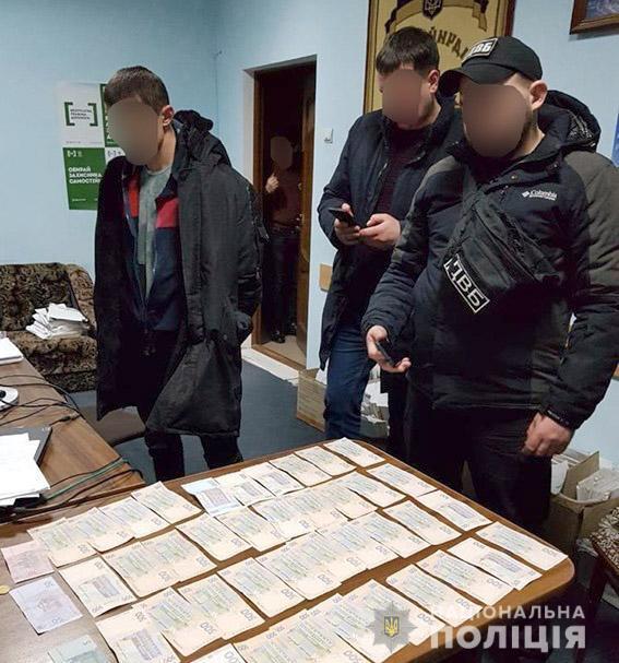 У Хмельницькому затримано псевдополіцейських-гастролерів