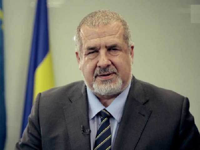 ''Попытка сдать татар и украинцев'': Чубаров жестко ответил Арахамии относительно подачи воды в Крым