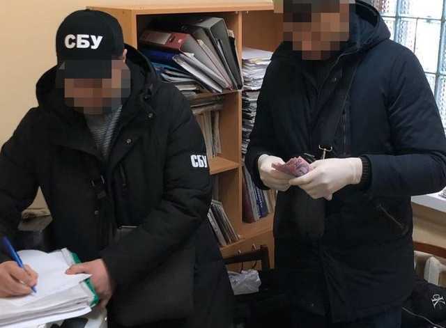 В Днепре поймали на взятках руководителя областного Центра радиационной безопасности