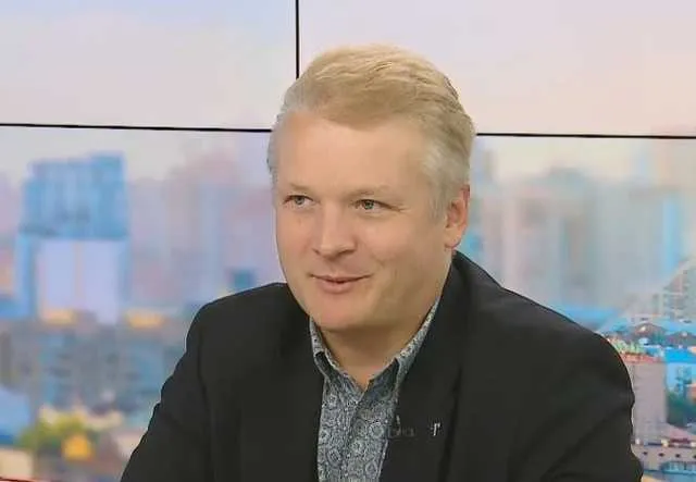 Политолог прокомментировал заявление Арахамии о «хронической усталости» Зеленского