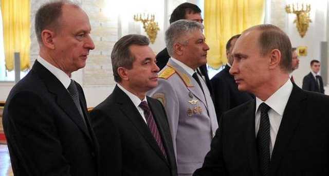 Перед разговором с Зеленским, Путин вызвал к себе Патрушева