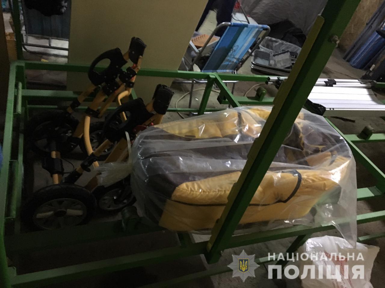 Поліція затримала зловмисника, підозрюваного у викраденні трьох машин в Вінниці