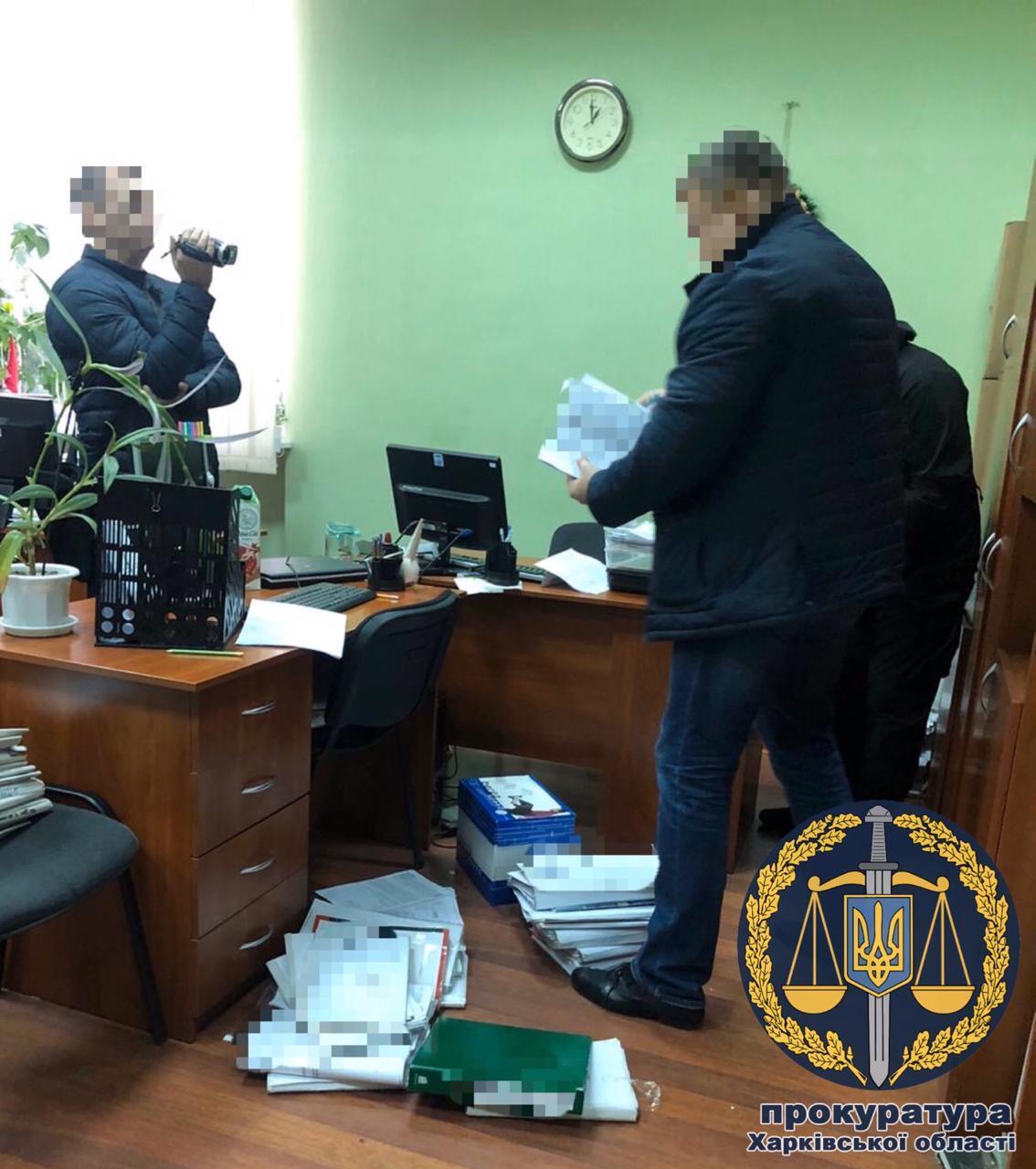 Збитки державі майже на 2,8 млн грн: посадовцям ГУ ДПС у Харківській області повідомлено про підозру