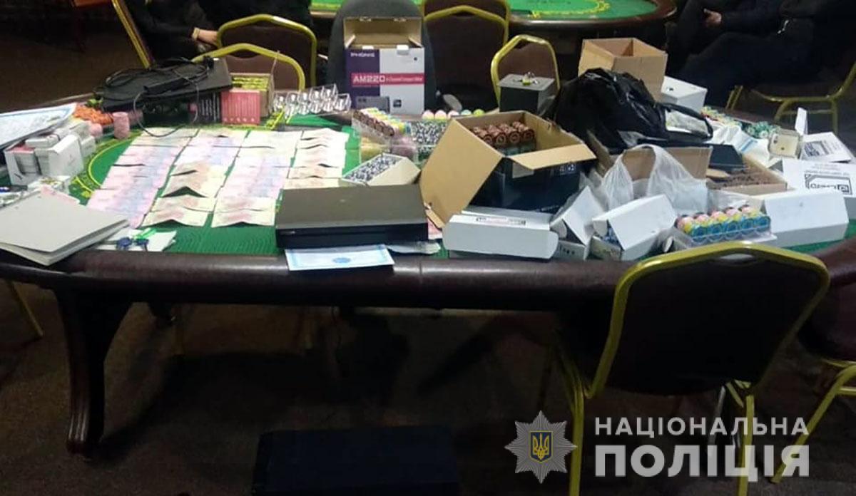 На Полтавщині правоохоронці викрили мережу підпільних покерних клубів