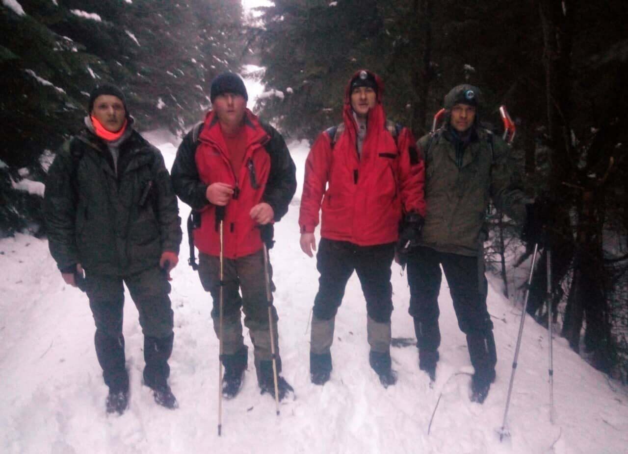 Закарпатські гірські рятувальники відшукали загубленого в районі г. Говерла туриста