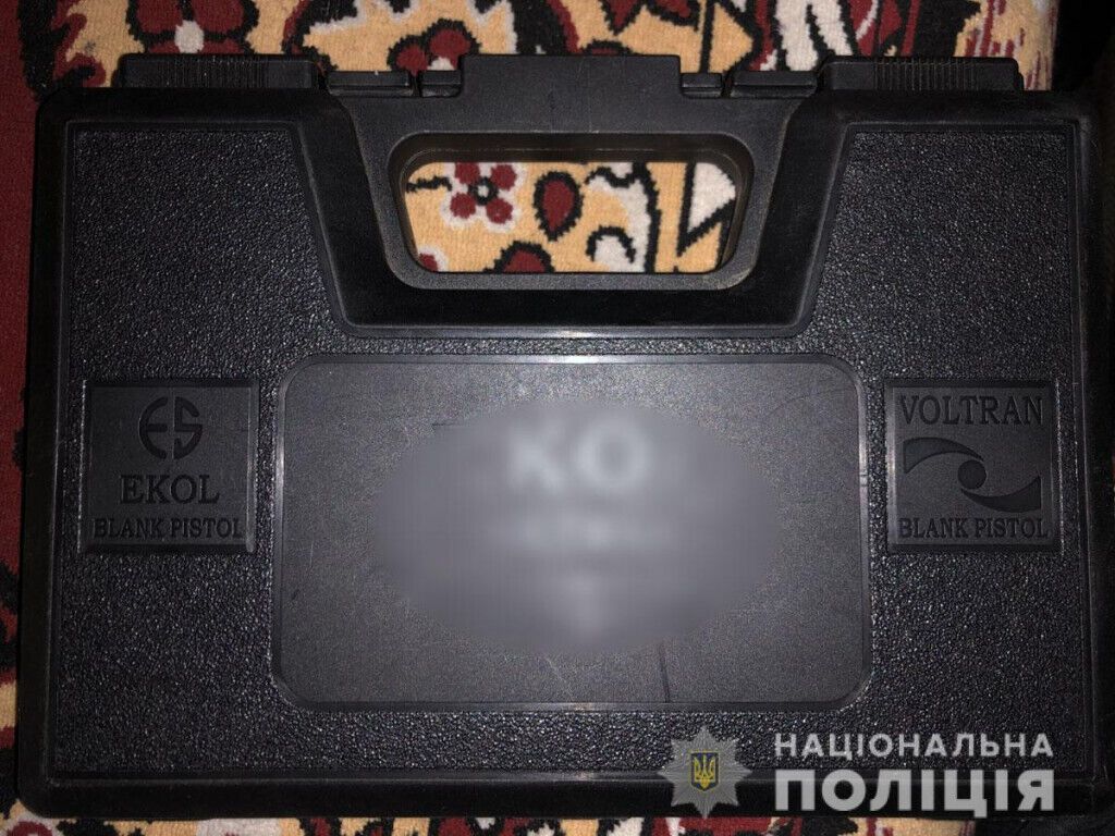 Поліцейські вилучили у мешканця прифронтового Торецька арсенал боєприпасів