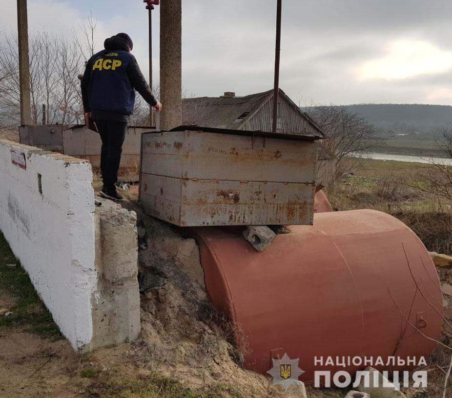 Поліцейські ліквідували 220 незаконних об’єктів продажу пального на території України