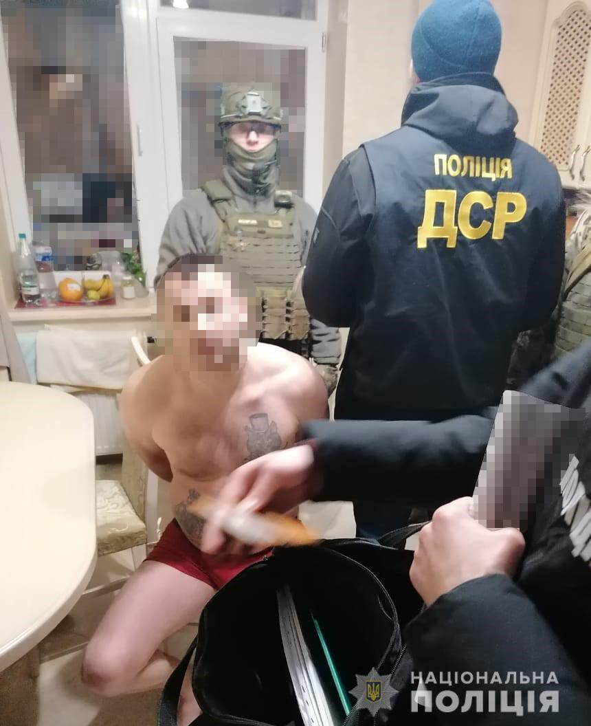 На Львівщині поліція затримала групу серійних злодіїв