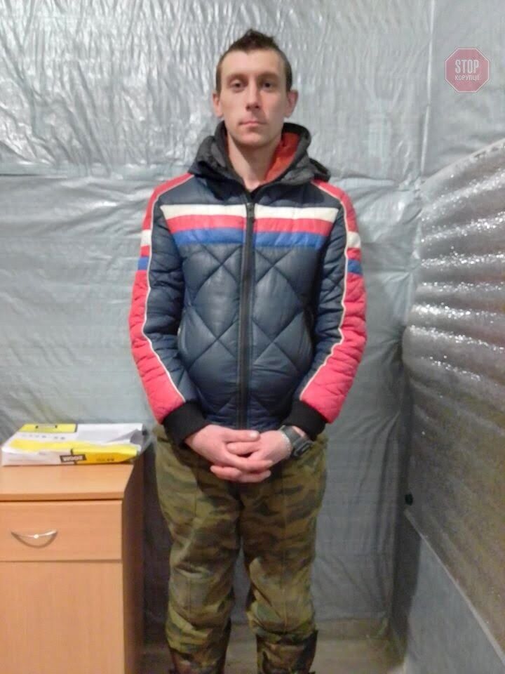 На Донбасі затримали п'яного російського військового (фото)