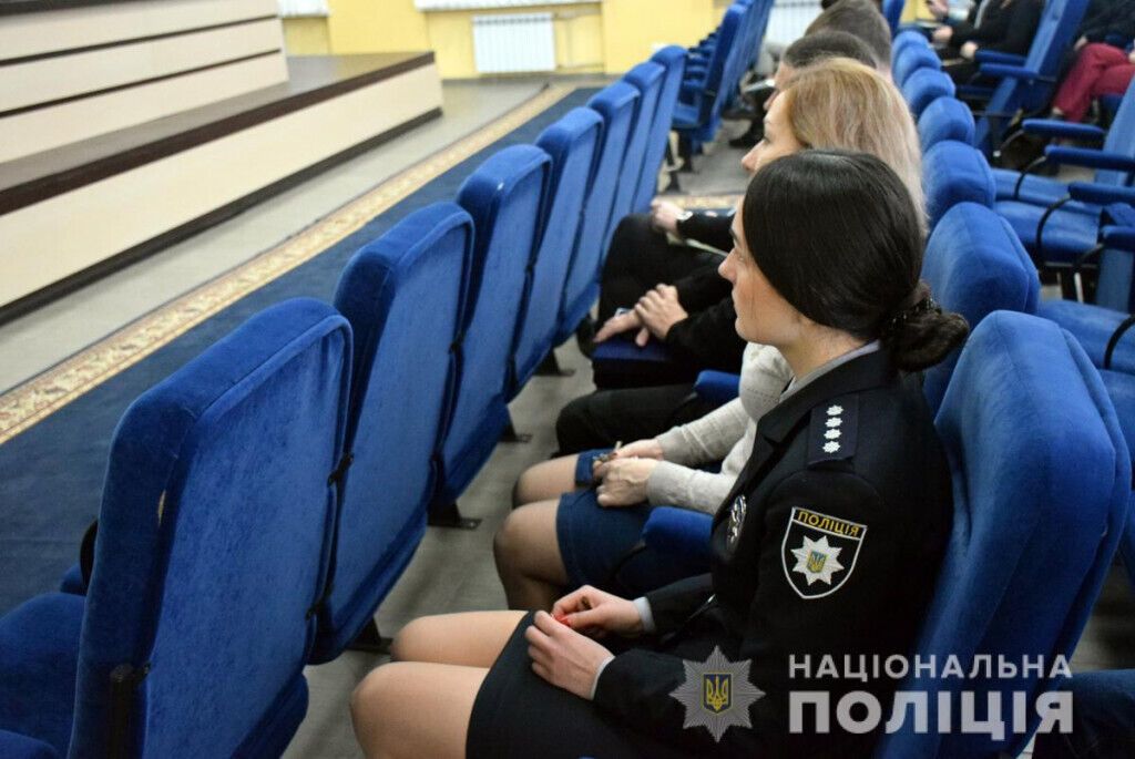 Поліція Донеччини відзначила День рідної мови