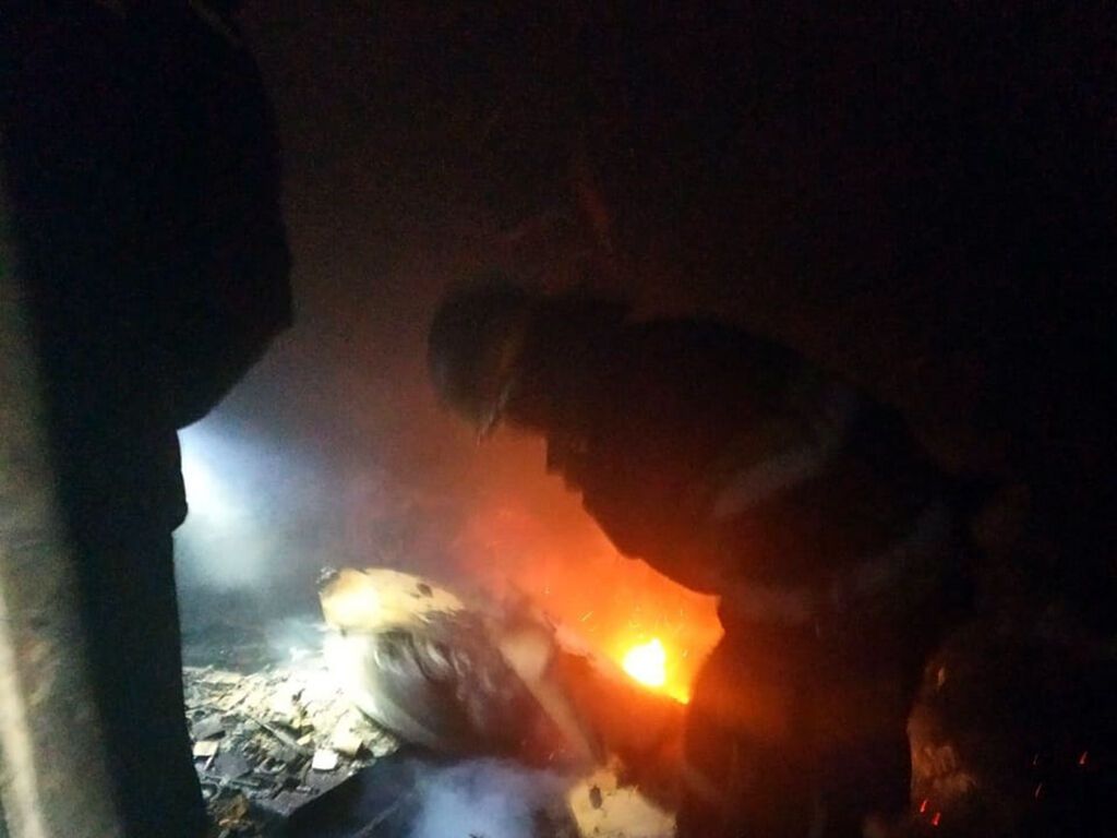 Дніпропетровська область: вогнеборці ліквідували пожежу в будівлі цеху по виготовленню металевої сітки