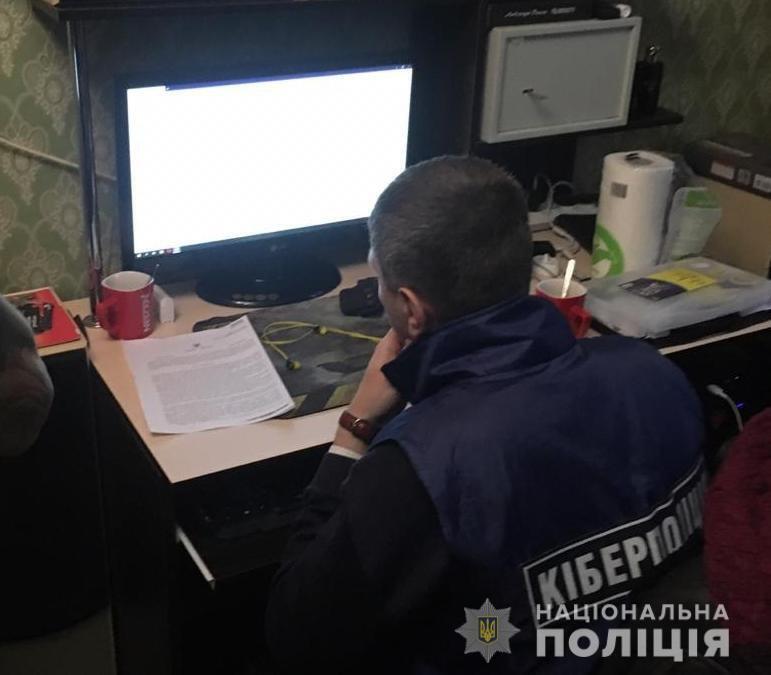 Кіберполіція викрила мешканця Запоріжжя у зламі криптобіржових акаунтів