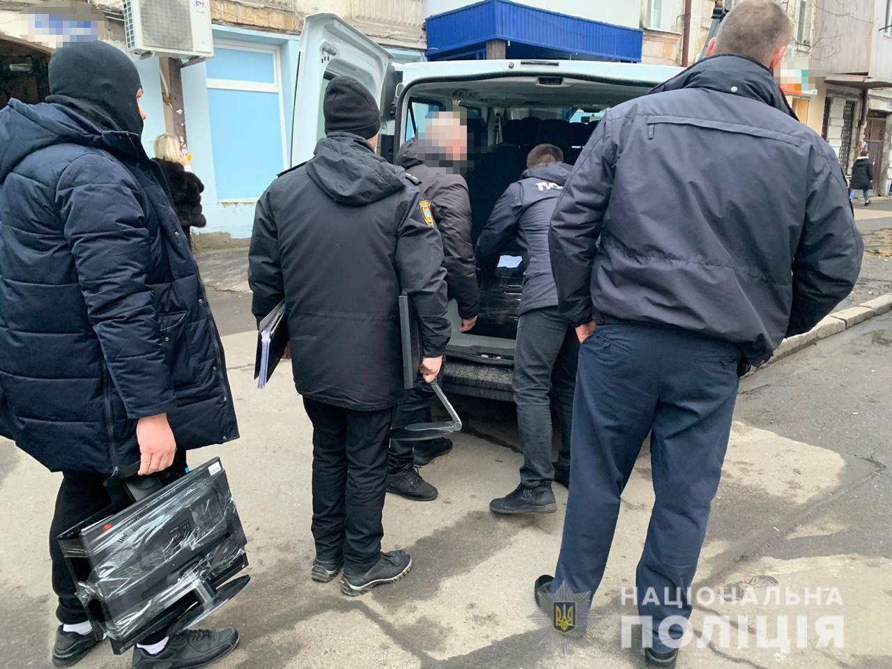 Правоохоронці припинили діяльність двох незаконних гральних закладів у Малиновському районі Одеси