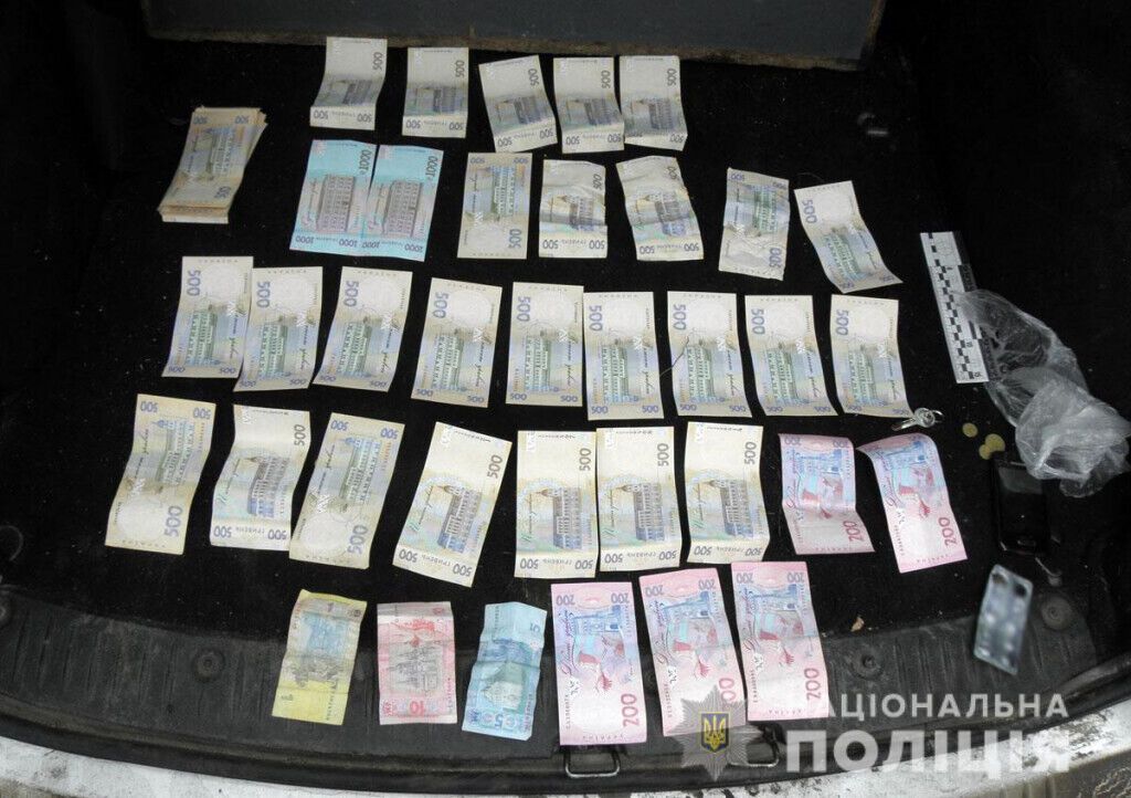 Бахмутські оперативники затримали етнічну злочинну групу, що скоїла крадіжку з будинку пенсіонерів