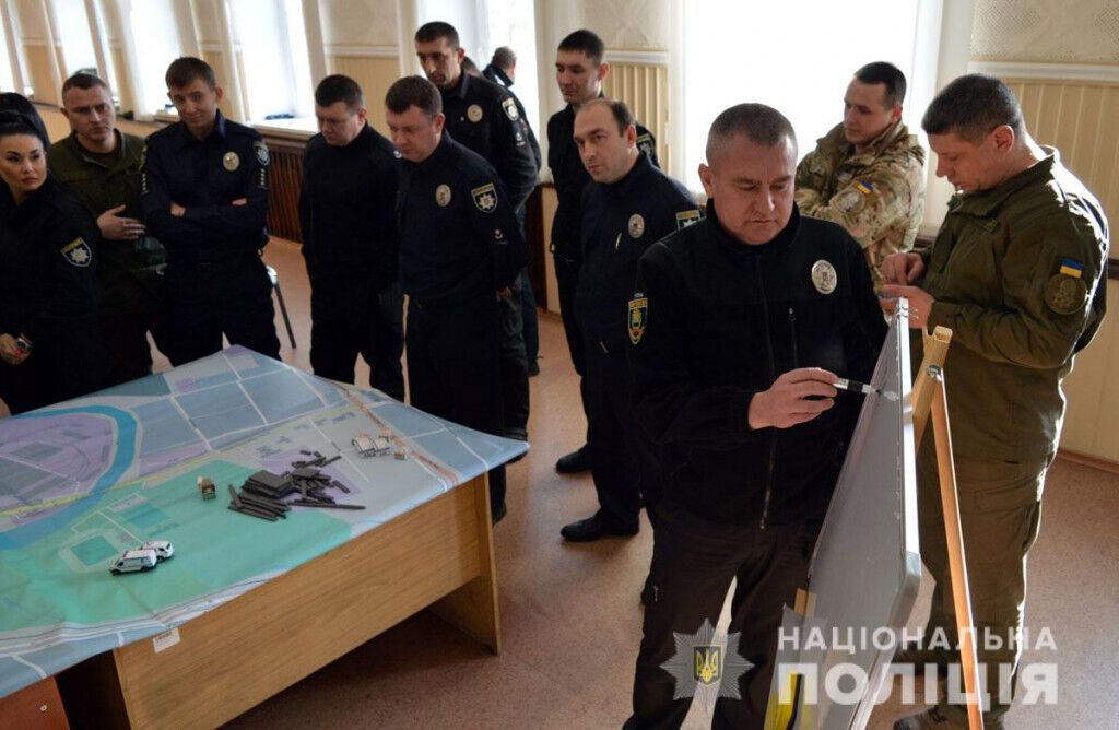 Правоохоронці Донеччини взяли участь у тактико-спеціальних навчаннях