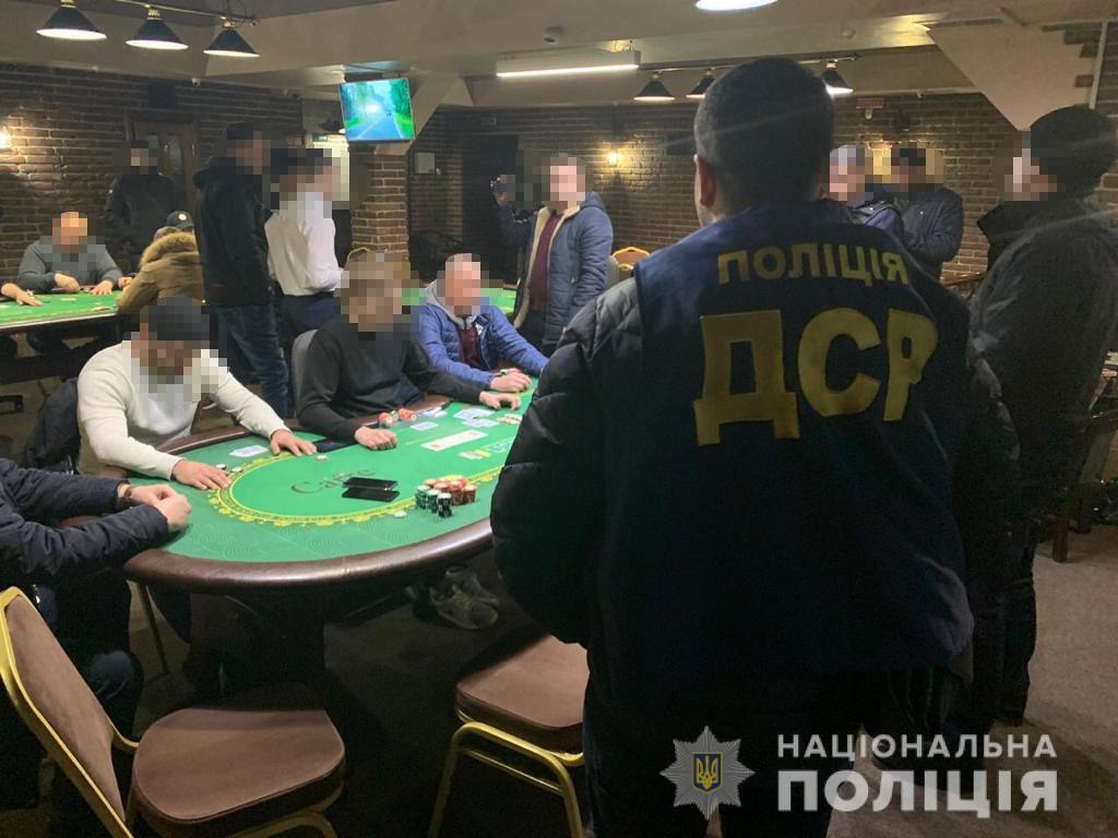 Із початку лютого поліцейські припинили діяльність 65 підпільних гральних закладів