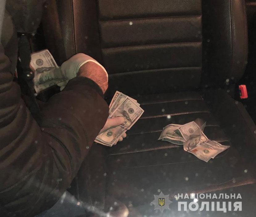 На Миколаївщині поліція викрила у хабарництві в.о. заступника начальника управління Державної архітектурно-будівельної інспекції